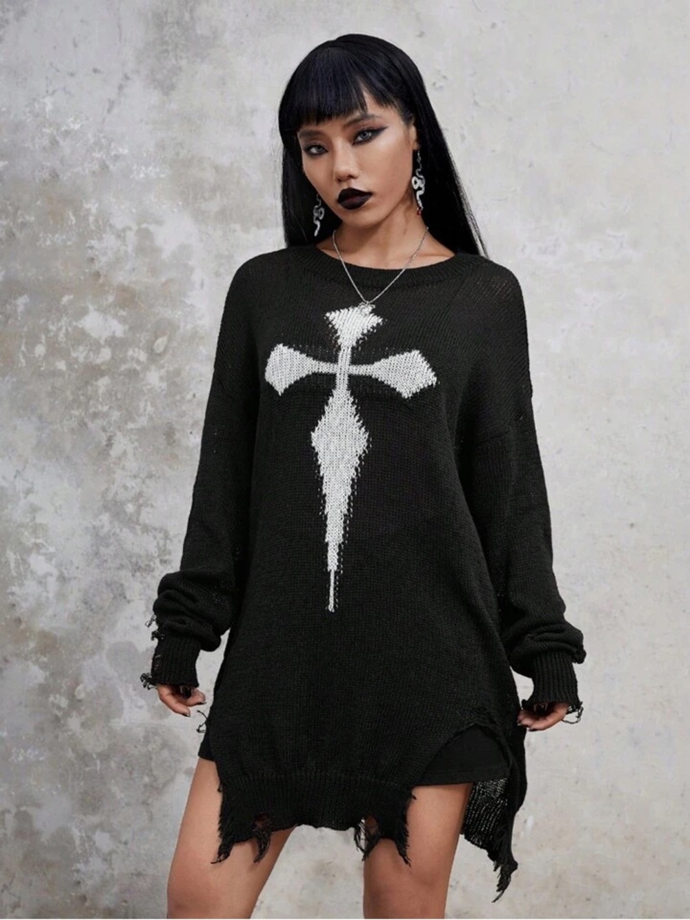 ROMWE Black Knit Top with White Cross Motif